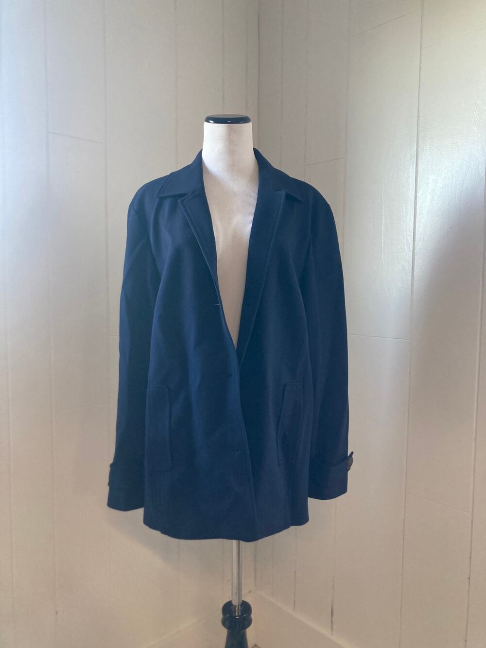 A La Carte Navy Blue Blazer, Size XL